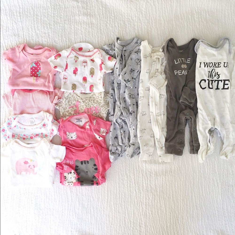 🚫SOLD🚫Lot/bundle of newborn/0-3 months bodysuits